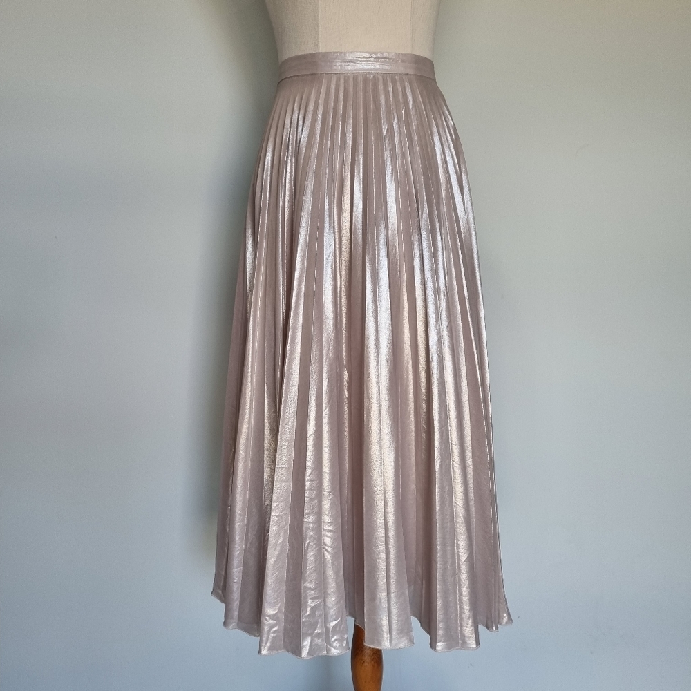 Forever New Metallic Beige Pleated Midi Skirt fits Size 14 - Picture 2 of 9